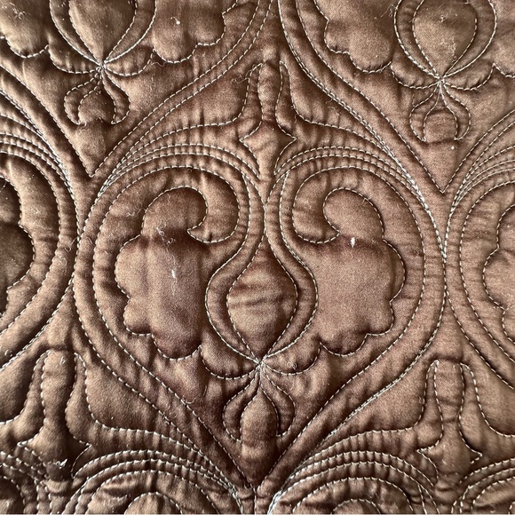 Such Home Collection Brown and Blue Quilted Bedding Set - Picture 3 of 11